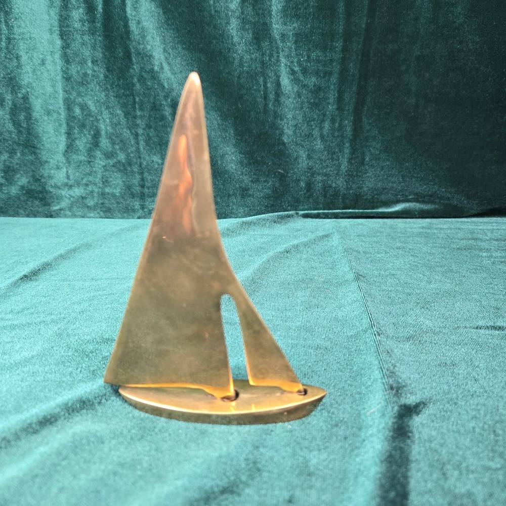 Russ Solid‎ Brass Sailboat Figurine Made in Korea Nautical Home Decor